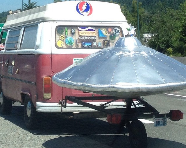 Don’t you just love the west coast. This UFO is ready for the “up take”. The driver was our age and sported a sign on the back of his VW van, “Dead Head Way”. I bet a conversation with him would have been interesting.